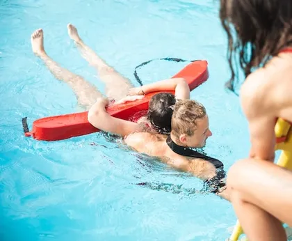 Skendimo prevencija: kaip saugiai elgtis prie vandens
