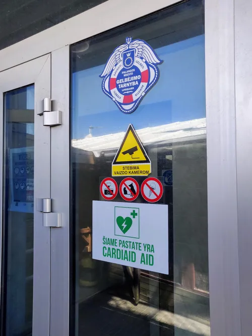 Automatiniai išoriniai defibriliatoriai Palangos miesto gelbėjimo stotyje: įėjimas